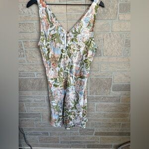 Vanity Fair Five to Nine  Floral pajamas Large‎